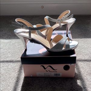 Nina Silver Strappy Kitten Heels Sandals 9.5